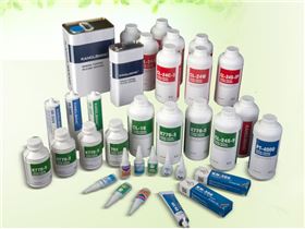 什么胶可以粘硅胶和皮面